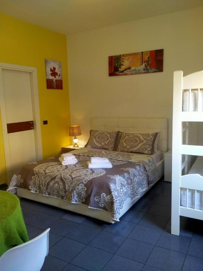 טיראנה Orange Villa Hotel מראה חיצוני תמונה